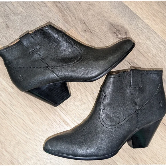 Frye Reina Western Bootie - Picture 2 of 8